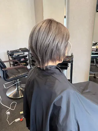 ショート 髪質改善⚡️カラー 🍀武久 誠🍀のヘアスタイル