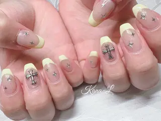 ネイル 芦辺 香奈のネイルデザイン