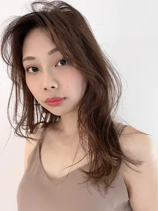 セミロング 垢抜けのプロ🪄 honoのヘアスタイル