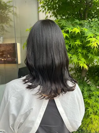ミディアム 遠藤 朱郁のヘアスタイル