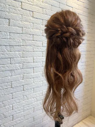 ヘアアレンジ アンシエル所属・清野 まきのヘアスタイル