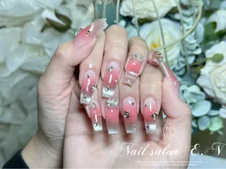 ネイル E.N🦋 長さ出し/持ち込みのネイルデザイン