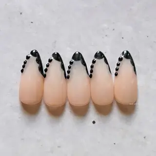 ネイル 関山 志乃のネイルデザイン