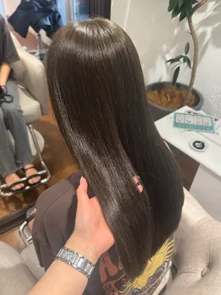 カラー 𩵋住 佳帆のヘアスタイル