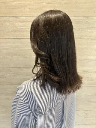 ミディアム カラー カマタ サユミ🪐のヘアスタイル