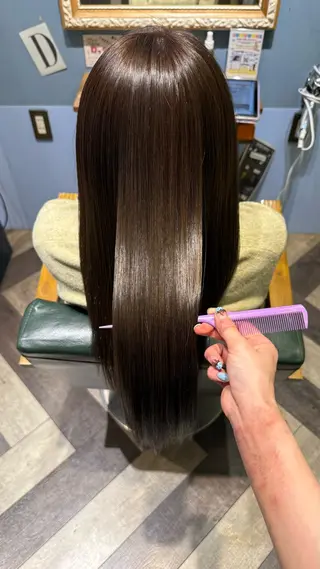 ロング echelle 🐈⬛瑠菜のヘアスタイル