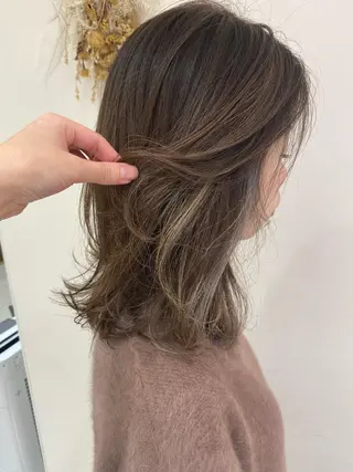 ミディアム marju銀座 マージュギンザのヘアスタイル