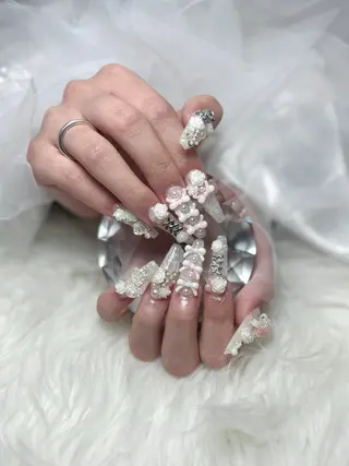 ネイル 藪木 七海のネイルデザイン