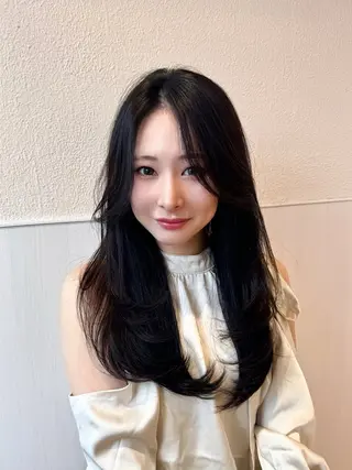 ミディアム ETOWA shinjuku所属・小顔似合わせ提案/ レイヤー/川澄かずまのヘアスタイル