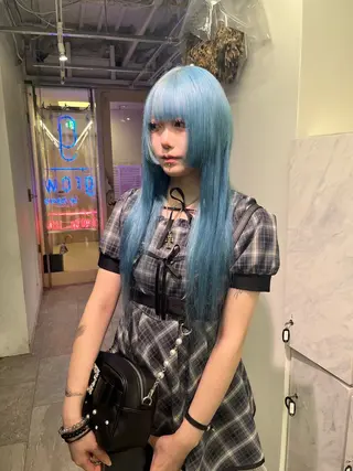 ロング 🌈ハイトーン/ ワタル🌈のヘアスタイル