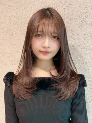 ミディアム カラー レイヤー/韓国 ハイトーン興津史弥のヘアスタイル