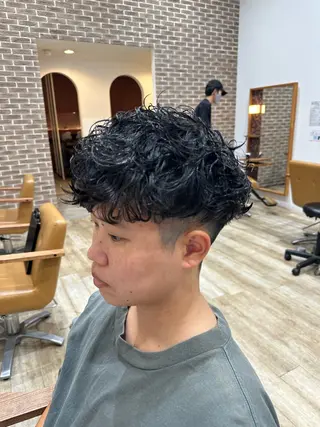 ショート パーマ メンズ peakshair所属・堀江/メンズパーマ 𝒀𝑼𝑻𝑶のヘアスタイル
