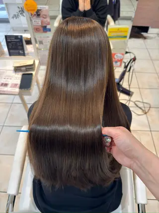ロング カラー 【髪質改善特化】 艶髪/透明感カラーのヘアスタイル
