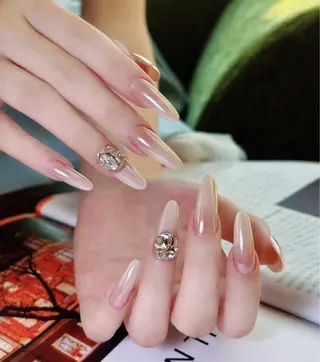 ネイル 小 雨のネイルデザイン