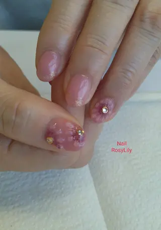 ネイル プライベートサロン RosyLily所属・プライベートサロン Rosy Lilyのネイルデザイン