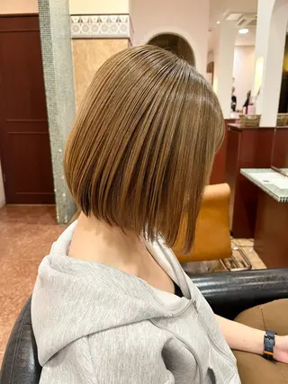 ショート カラー 平松 由基のヘアスタイル