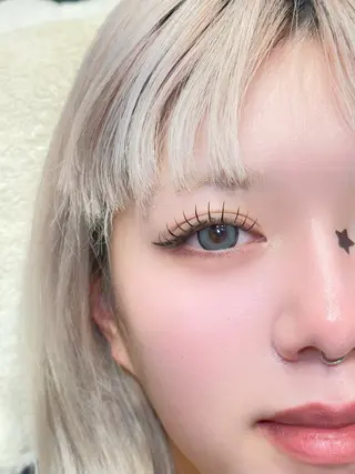 マツエク・マツパ SALON VILLAGE所属・梅津/cherien 渋谷・明治神宮前のマツエク・マツパデザイン