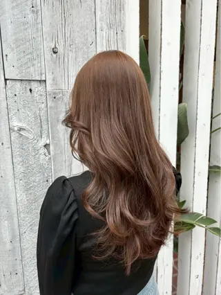 ロング カラー 🌸塩谷 桜🌸のヘアスタイル