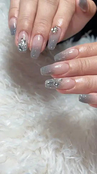 ネイル n o q r m. n a c h iのネイルデザイン