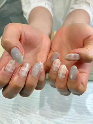 ネイル Nest 岩崎のネイルデザイン