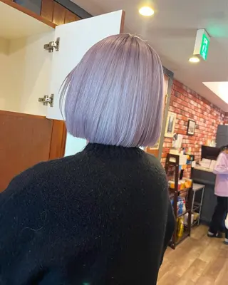 ショート カラー ロイヤルスイート所属・眞壁 華子のヘアスタイル