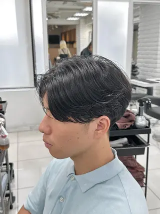 ショート パーマ メンズ フェザーパーマ職人 🪶ryosukeのヘアスタイル