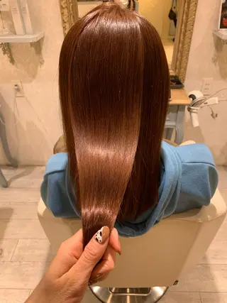 セミロング color coutureのヘアスタイル