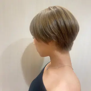 ショート Optima Hair所属・川本 あゆのヘアスタイル