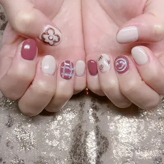 ネイル 個室ネイルサロンDolly  Girl〜ドーリーガール〜所属・DollyGirl KYOKOのネイルデザイン