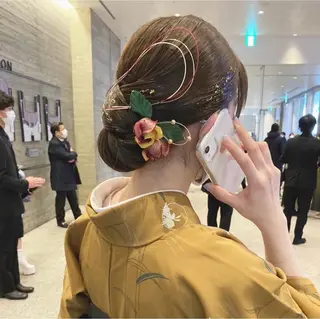 セミロング ヘアアレンジ 保谷 菜々美のヘアスタイル