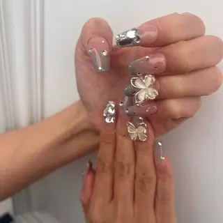 ネイル nailstudio ′ecole所属・nailstudio ′ecoleのネイルデザイン