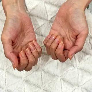 ネイル Luna 烏丸店所属・竹田 美羽のネイルデザイン