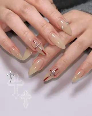 ネイル SoLuna 【ソルナ】のネイルデザイン