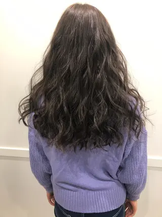 ロング GO TODAY SHAiRE SALON原宿Stella店所属・GO TODAY シェアサロンのヘアスタイル