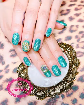 ネイル CROWN プライベートサロンのネイルデザイン