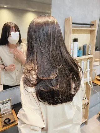ロング カラー 中村 ひなたのヘアスタイル