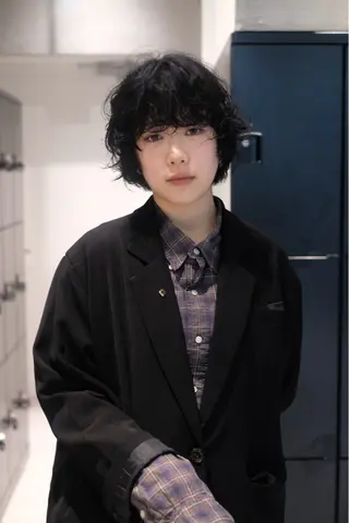 ショート パーマ 瓜谷 亮磨のヘアスタイル