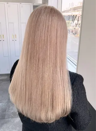 ロング 谷 ほのかのヘアスタイル