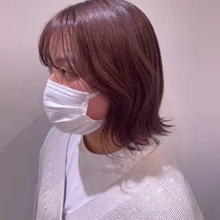 ミディアム 大橋 芽衣のヘアスタイル