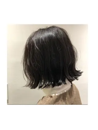 ミディアム 上平 綾菜のヘアスタイル