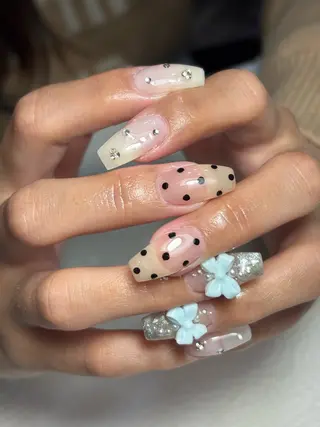 ネイル ✴︎ Delightのネイルデザイン