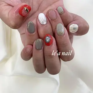 ミディアム ネイル pu muのネイルデザイン