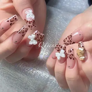 ネイル Queens テイのネイルデザイン