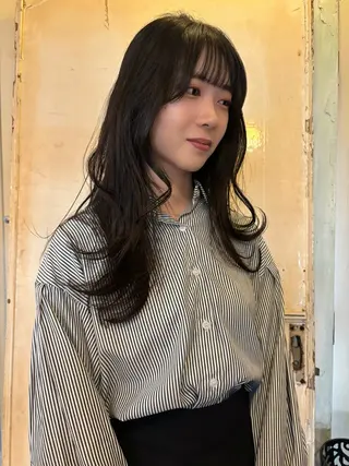 セミロング sea's所属・ヒラカホ/矢場町/ ブリーチ/似合わせのヘアスタイル