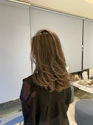 ロング MODEks eau 佐藤優志のヘアスタイル