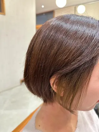 ショート 式部 由美子のヘアスタイル