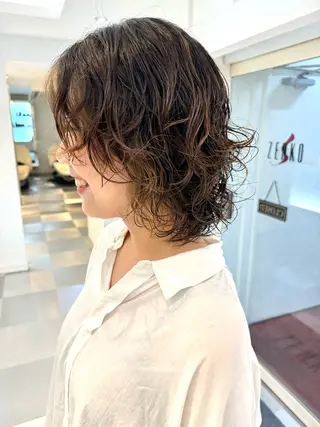 ミディアム パーマ ZENKO表参道店所属・デジタルパーマ 🌀ボブ　萩原　龍のヘアスタイル