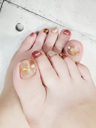 ネイル ネイルサロンベルティ .ひとみのネイルデザイン