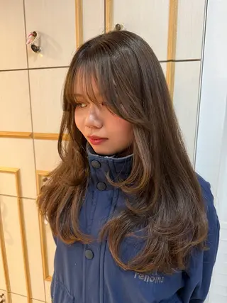 ロング レイヤーカット 木村詩織のヘアスタイル