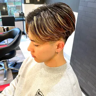 ショート カラー メンズ メンズヘア特化 崎田 成人のヘアスタイル